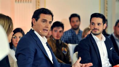 Ciudadanos se compromete a blindar en la Constitución el matrimonio LGTBI