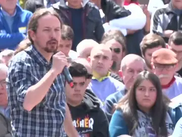 Pablo Iglesias pide el voto progresista para presionar al PSOE y formar un gobierno que "piense en la gente" Pablo Iglesias pide el voto progresista para presionar al PSOE y formar un gobierno que "piense en la gente"