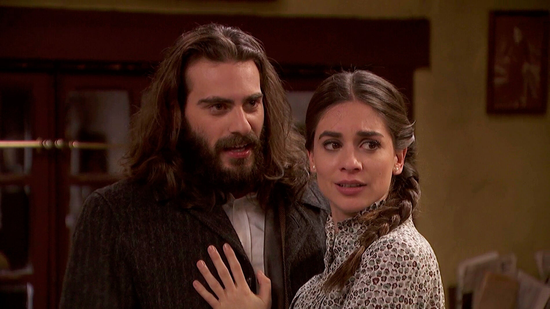 Elsa acepta p&uacute;blicamente el amor de Isaac: &ldquo;No he dejado de quererte ni un solo d&iacute;a&rdquo;