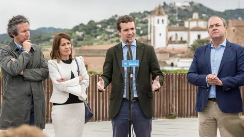 Casado cree que si Sánchez sigue en Moncloa aceptará vía de referéndum como pronostica el candidato de JxCat Casado cree que si Sánchez sigue en Moncloa aceptará vía de referéndum como pronostica el candidato de JxCat