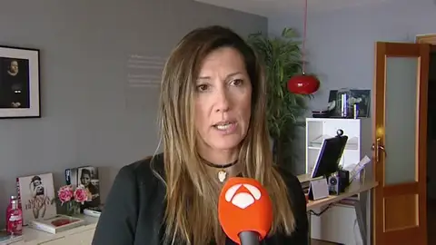 Hackean el móvil de una empresaria y le roban 40.000 euros mientras estaba conectada a una red wifi pública Hackean el móvil de una empresaria y le roban 40.000 euros mientras estaba conectada a una red wifi pública