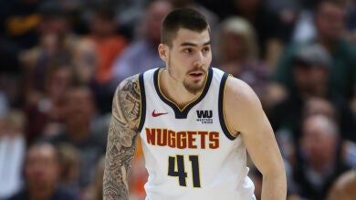 Juancho Hernangómez debuta en unos playoff de NBA en la derrota de los Nuggets ante San Antonio