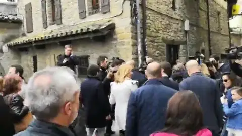 Increpan a Pablo Casado en Pamplona Increpan a Pablo Casado en Pamplona