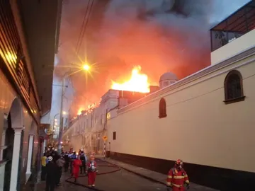 Incendio en Lima Incendio en Lima