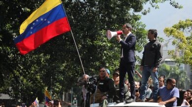Tensión en Venezuela: Juan Guaidó y un sector del ejército tratan de tomar el poder del país tras liberar a Leopoldo López
