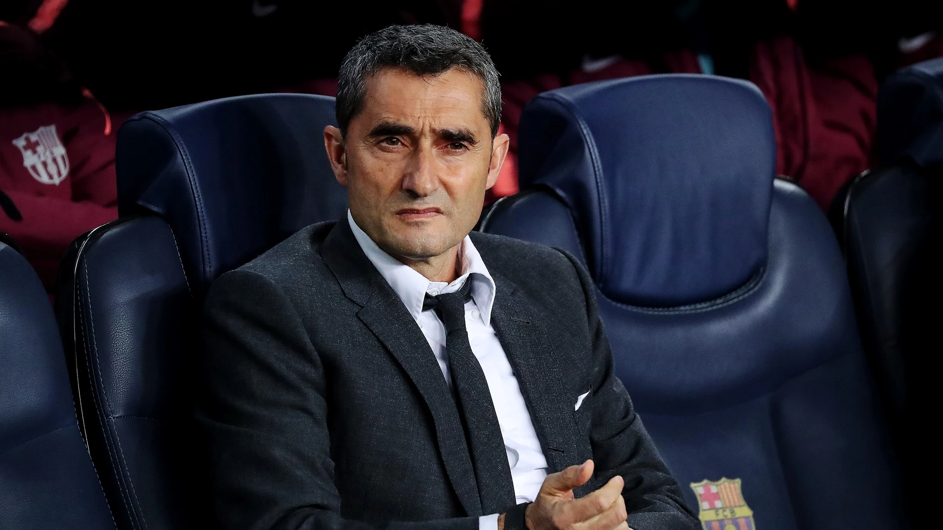 Ernesto Valverde, con gesto serio en el banquillo Ernesto Valverde, con gesto serio en el banquillo