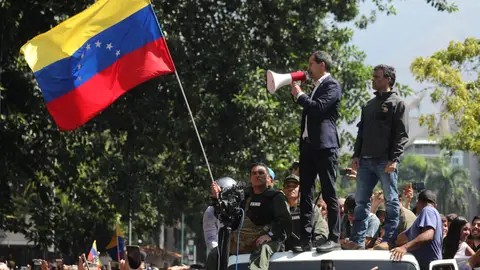 Juan Guaidó y el líder opositor Leopoldo López participan en una manifestación en apoyo a su levantamiento contra el gobierno de Nicolás Maduro el pasado martes 30 de abril, en Caracas Juan Guaidó y el líder opositor Leopoldo López participan en una manifestación en apoyo a su levantamiento contra el gobierno de Nicolás Maduro el pasado martes 30 de abril, en Caracas