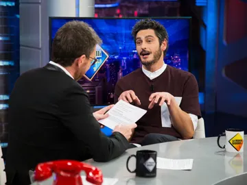 ¿Antonio Pagudo es un león o un huevón? El actor responde a Pablo Motos en 'El Hormiguero 3.0' ¿Antonio Pagudo es un león o un huevón? El actor responde a Pablo Motos en 'El Hormiguero 3.0'