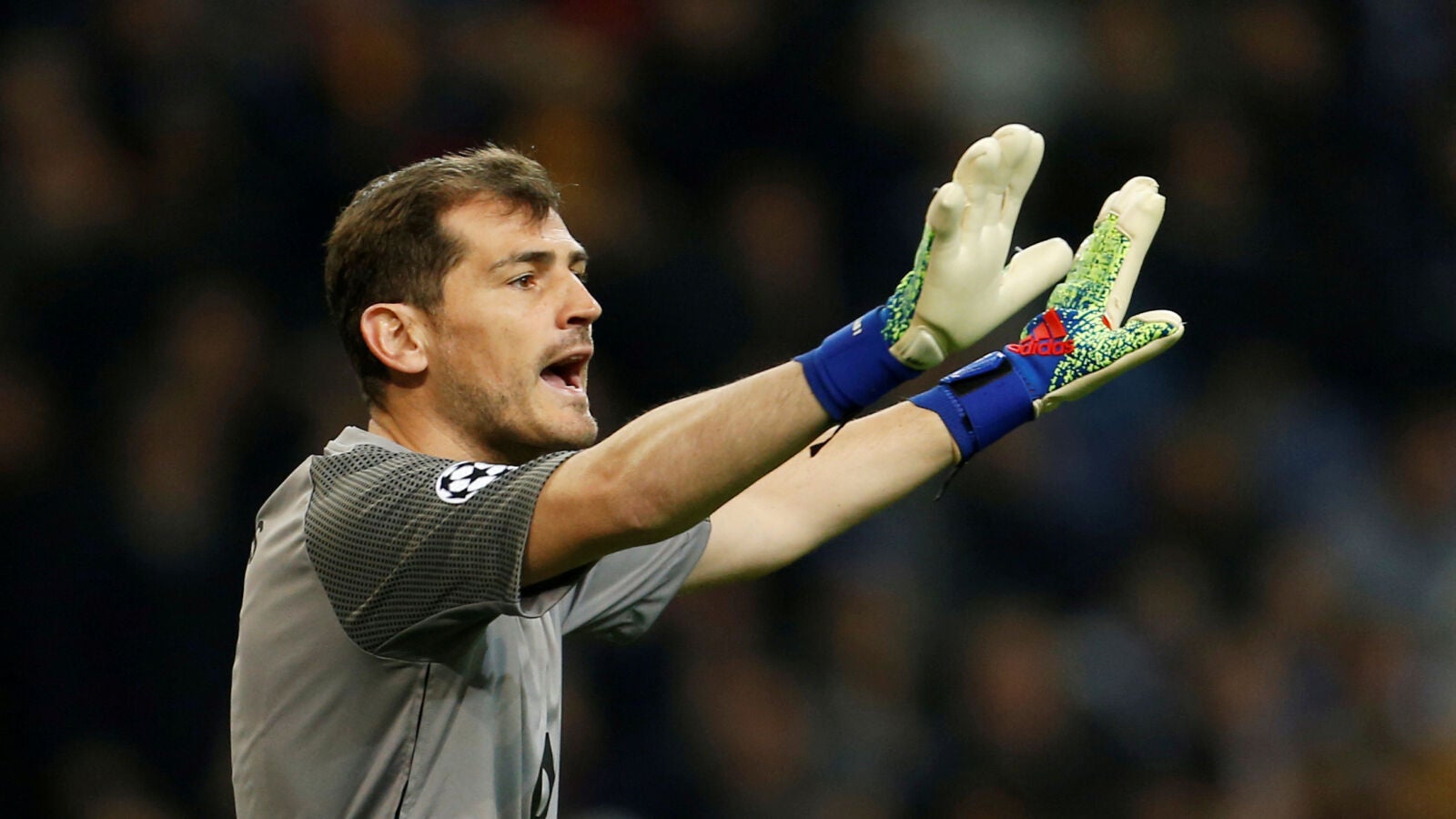 Nuevo parte médico de Iker Casillas: el portero español evoluciona favorablemente y sin complicaciones