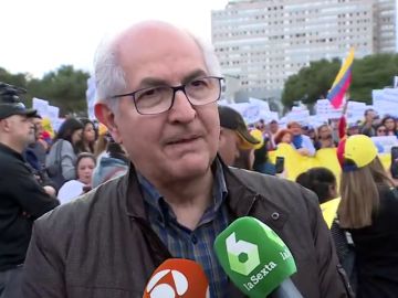 Antonio Ledezma: "Hasta ahora Leopoldo López ha dicho que quiere estar en Venezuela" Antonio Ledezma: "Hasta ahora Leopoldo López ha dicho que quiere estar en Venezuela"