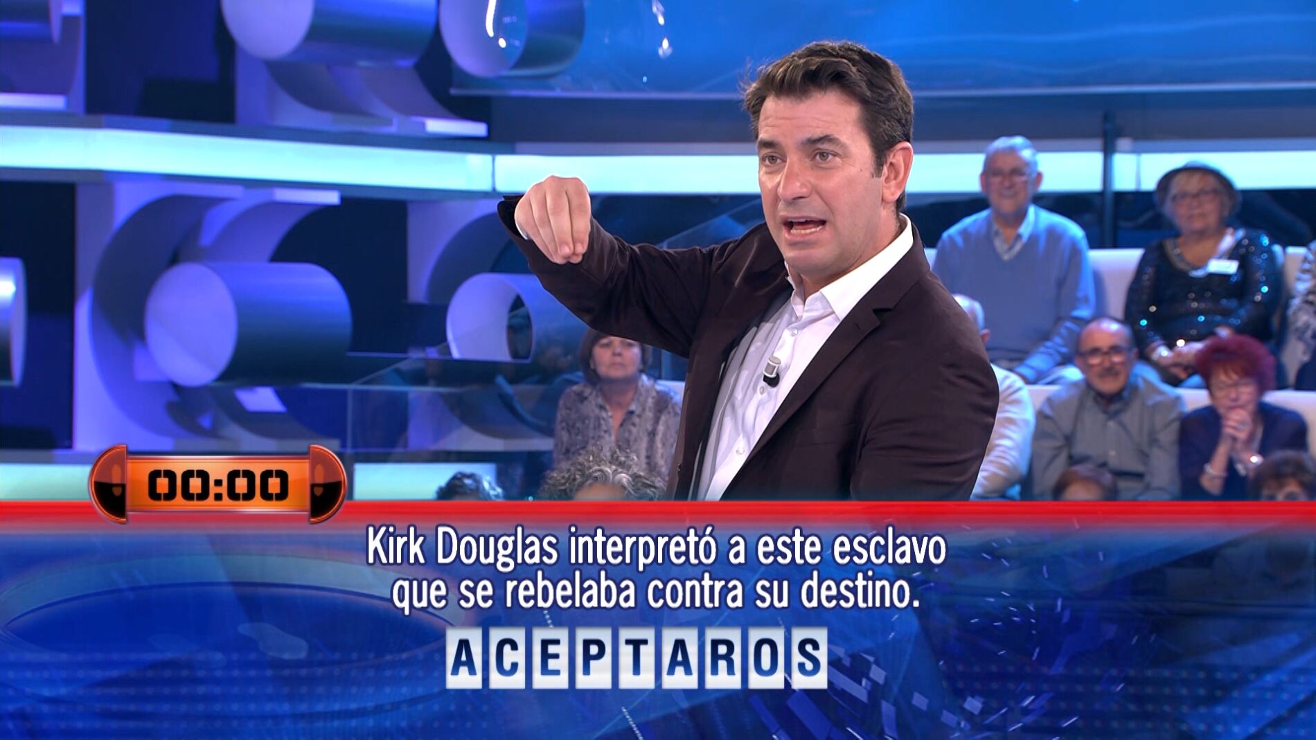 El ingenioso chiste de Arturo Valls en &lsquo;&iexcl;Ahora caigo!&rsquo;