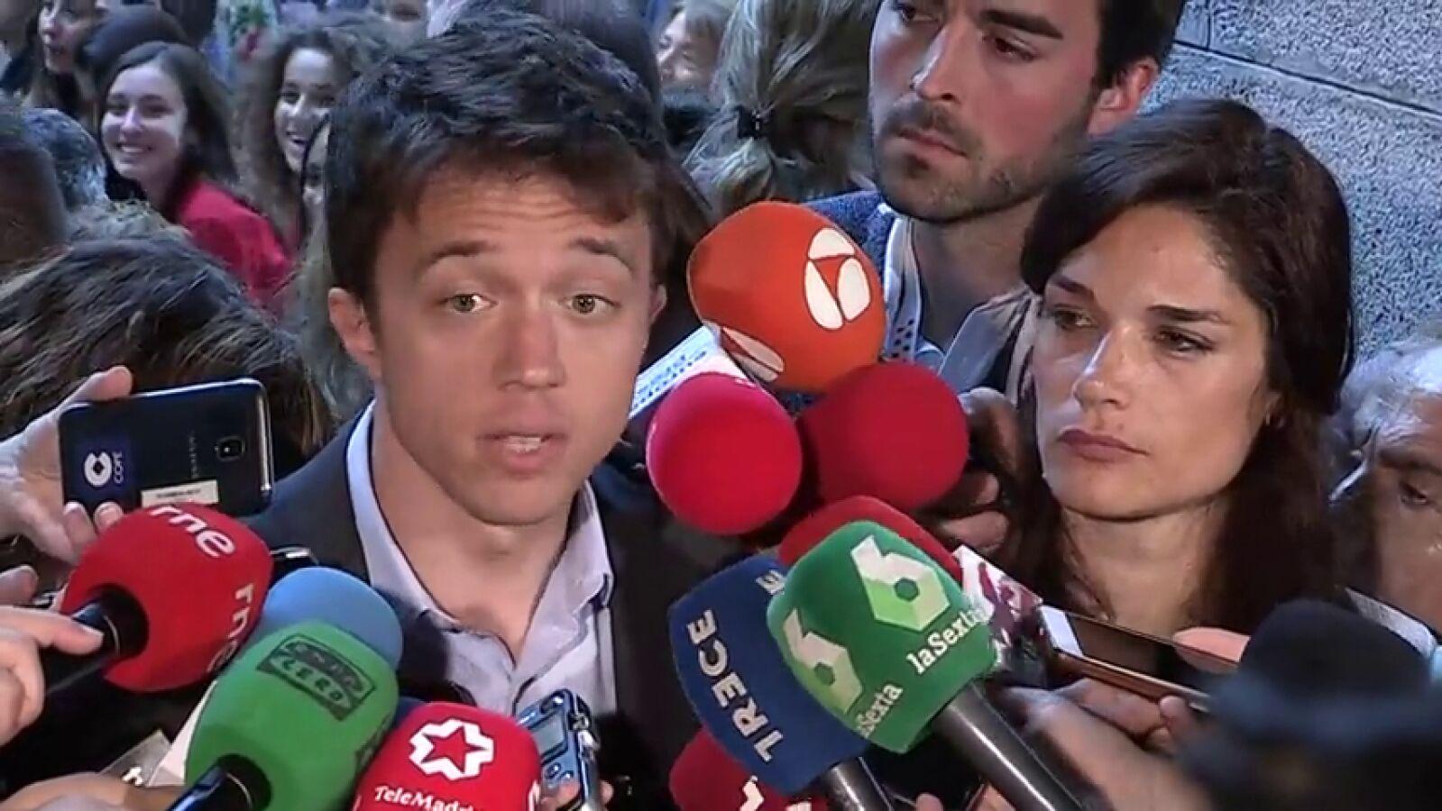 Errejón compara al PP de la Comunidad de Madrid con el 13 Rue del Percebe: 