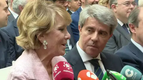 Aguirre sobre las "mamandurrias": "Casado ha querido dar una patada a Abascal en mi trasero" Aguirre sobre las "mamandurrias": "Casado ha querido dar una patada a Abascal en mi trasero"