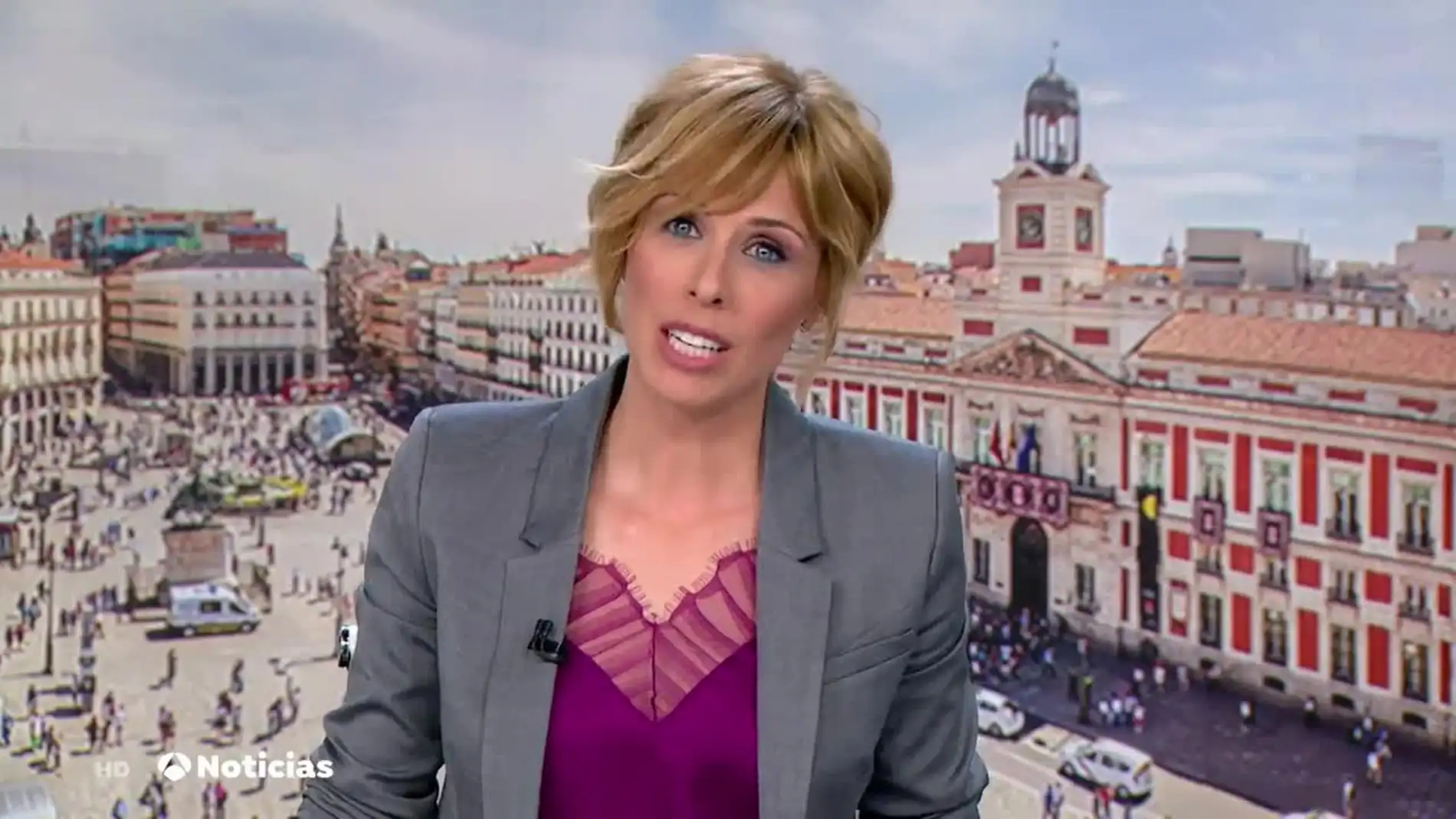 María José Sáez presentando Antena 3 Noticias 1