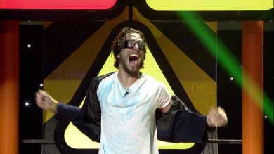 El humor y la gran jugada de José y Javi dejan a Sara sumergida en un pegajoso baño 