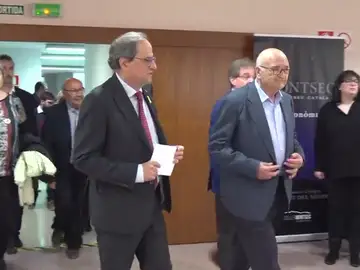 Torra comunica su disponibilidad para declarar el 15 de mayo por no quitar los lazos amarillos durante la campaña electoral Torra comunica su disponibilidad para declarar el 15 de mayo por no quitar los lazos amarillos durante la campaña electoral