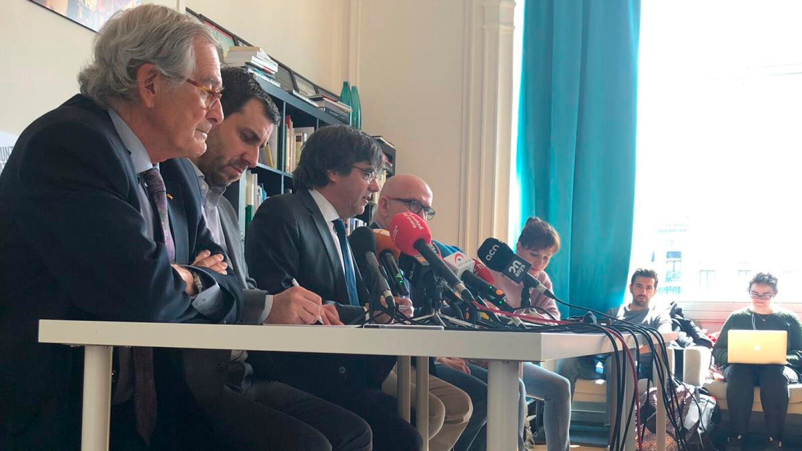 Puigdemont mantiene que su objetivo es ser eurodiputado y hará campaña: 