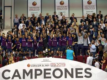 El Barça Lassa levanta la Copa del Rey de fútbol sala El Barça Lassa levanta la Copa del Rey de fútbol sala