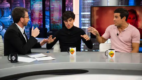 Óscar Casas desvela los secretos que convierten a Mario Casas en un señor: "Todo el rato se mea" Óscar Casas desvela los secretos que convierten a Mario Casas en un señor: "Todo el rato se mea"