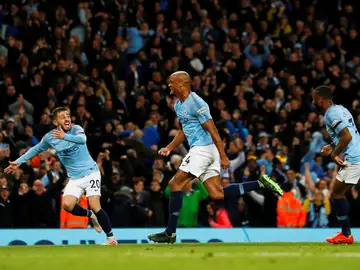 Kompany celebra su gol contra el Leicester Kompany celebra su gol contra el Leicester