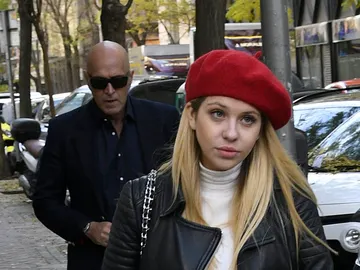 Anita Matamoros junto a su padre Kiko Matamoros Anita Matamoros junto a su padre Kiko Matamoros
