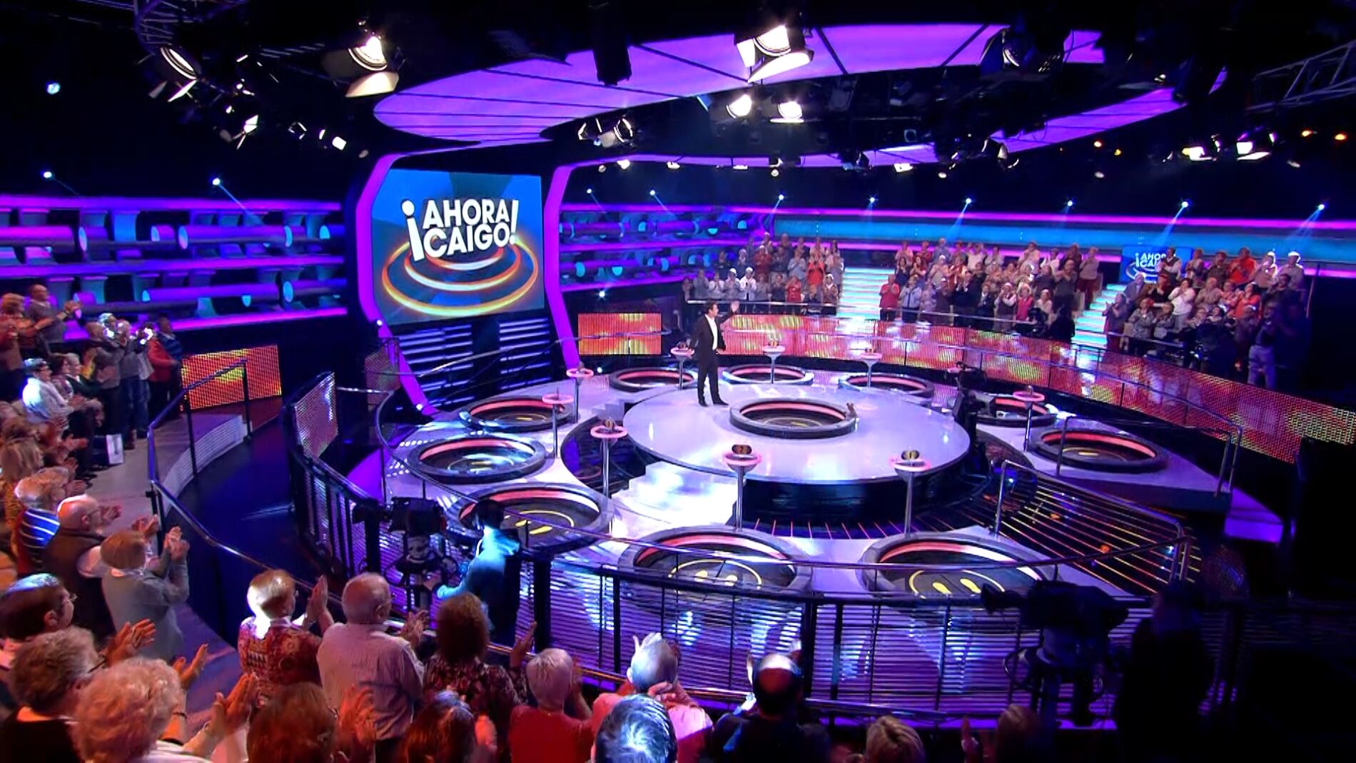 Los &lsquo;espont&aacute;neos&rsquo; piropos del p&uacute;blico de &lsquo;&iexcl;Ahora caigo!&rsquo; para Arturo Valls