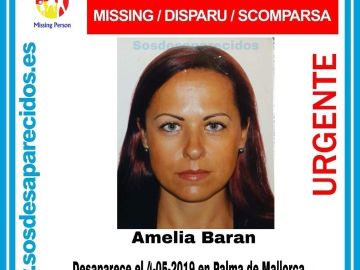 Cártel que alerta de la desaparición de Amelia Baran, en Palma. 