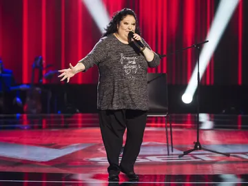 La Tata revoluciona el plató de ‘La Voz Senior’: “¡Estoy disfrutando como un cochino!” La Tata revoluciona el plató de ‘La Voz Senior’: “¡Estoy disfrutando como un cochino!”