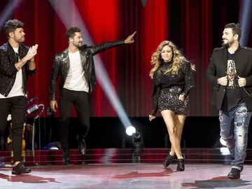 Las primeras Audiciones a ciegas de 'La Voz Senior': besos efusivos, historias de superación y cinco talents inauguran los equipos Las primeras Audiciones a ciegas de 'La Voz Senior': besos efusivos, historias de superación y cinco talents inauguran los equipos