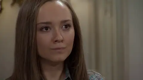 Mónica se enfrenta a Gabriel con unas duras palabras Mónica se enfrenta a Gabriel con unas duras palabras