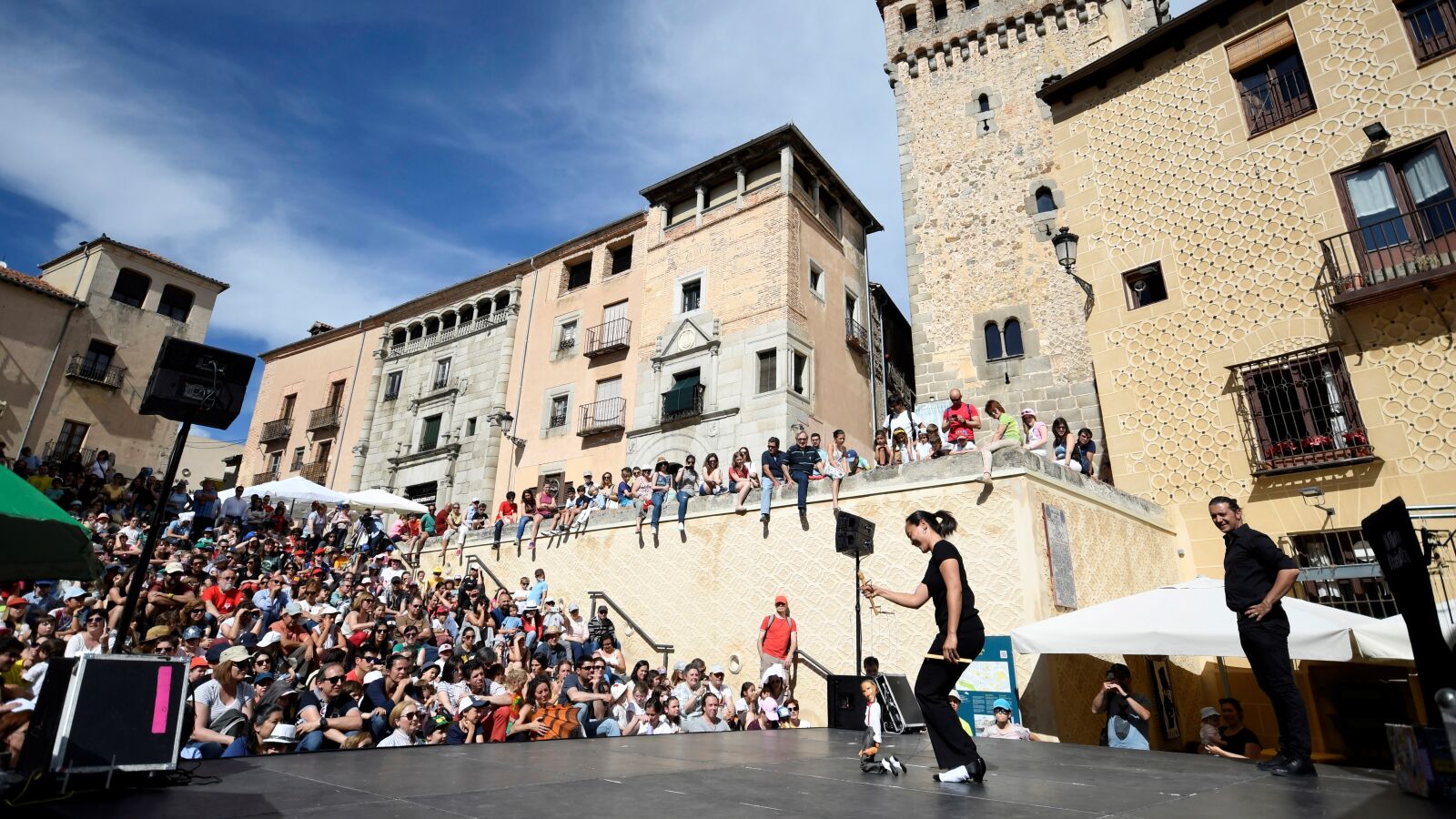 Segovia se convierte en la capital de las marionetas con Titirimundi