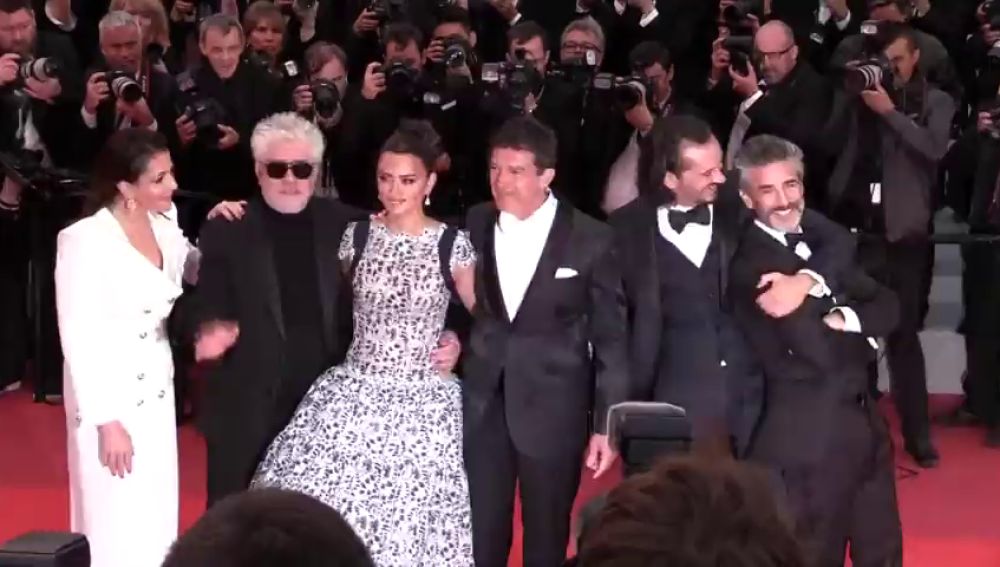 Ovación a Almodóvar en Cannes por su película 'Dolor y Gloria'