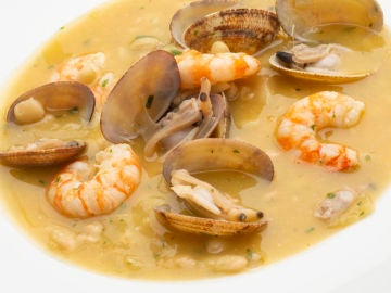 Alubias verdinas con langostinos y almejas Alubias verdinas con langostinos y almejas