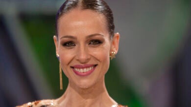 El rompedor vestido de Eva González para El Rocío que querrás para este verano