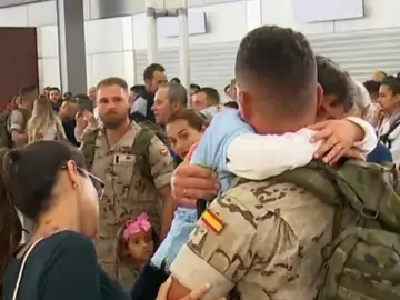 Más de un centenar de militares emprenden misión en Mali Más de un centenar de militares emprenden misión en Mali