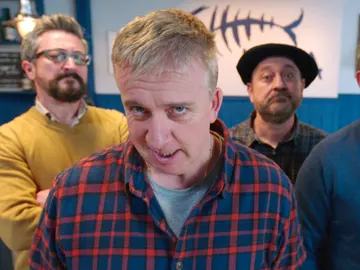 La cuadrilla enfrenta a la novia de Peio al 'San Sebastest', un duro examen sobre San Sebastián La cuadrilla enfrenta a la novia de Peio al 'San Sebastest', un duro examen sobre San Sebastián