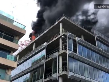 Gran incendio en un edificio en obras en Madrid