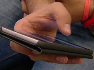 Un hombre utiliza una aplicación de citas para robar más de 10.000 euros a una mujer Un hombre utiliza una aplicación de citas para robar más de 10.000 euros a una mujer