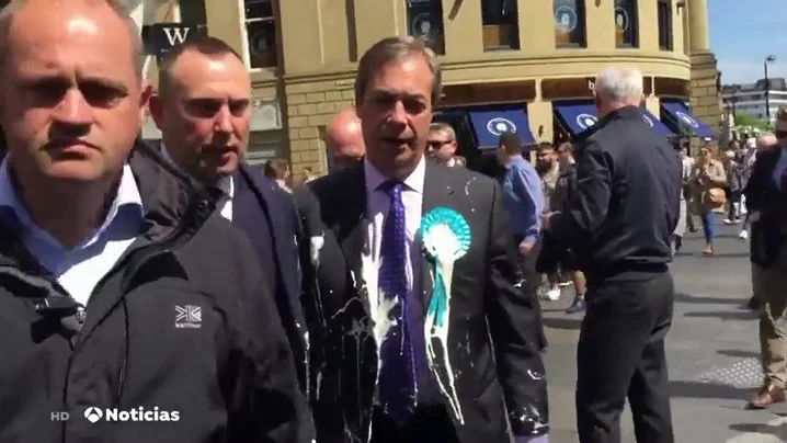 Nigel Farage, investigado por no declarar 500.000 euros procedentes de un multmillonario 'pro-brexit' Nigel Farage, investigado por no declarar 500.000 euros procedentes de un multmillonario 'pro-brexit'