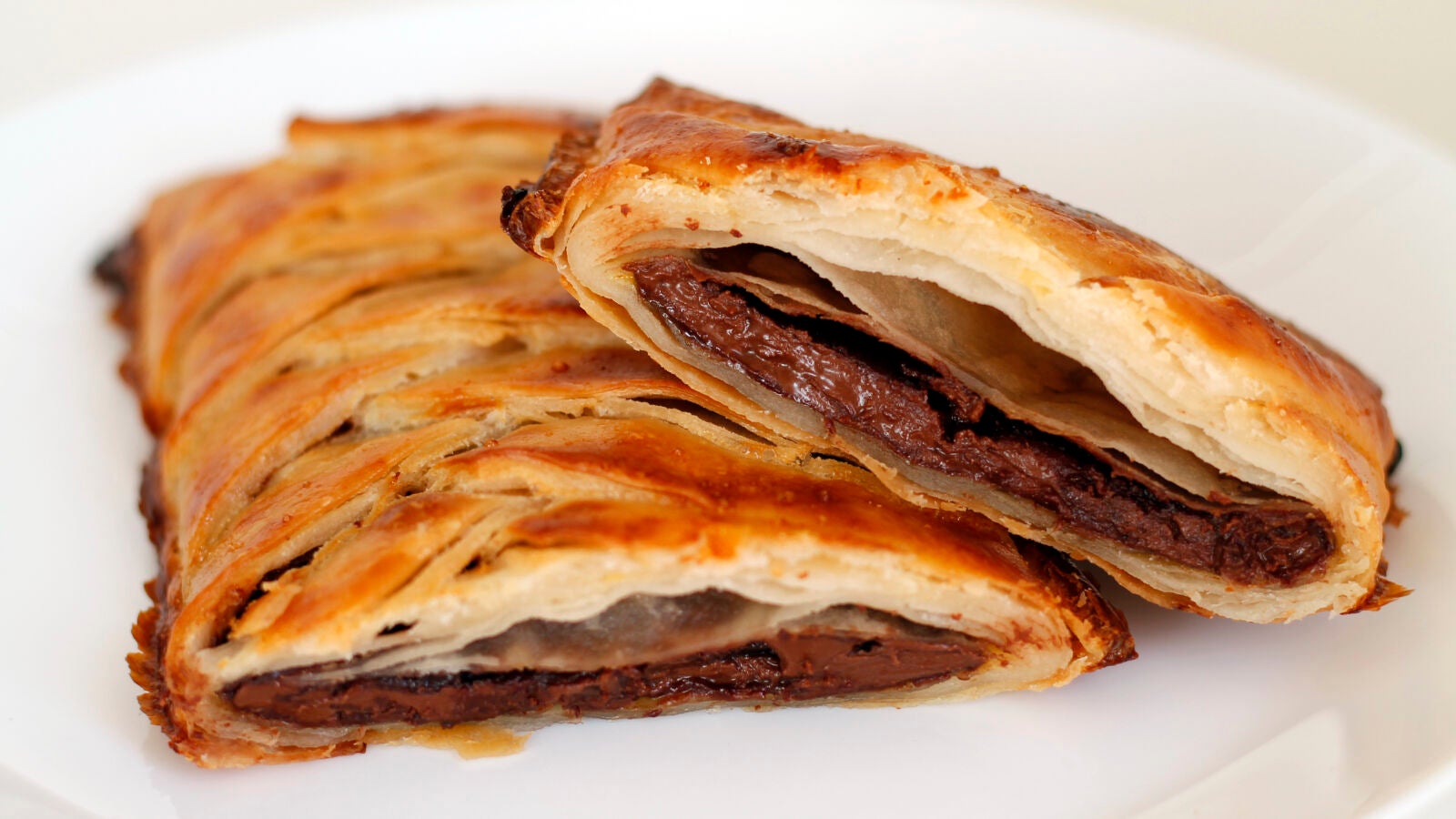 Receta de trenza de hojaldre y chocolate, sin gluten y sin lactosa 