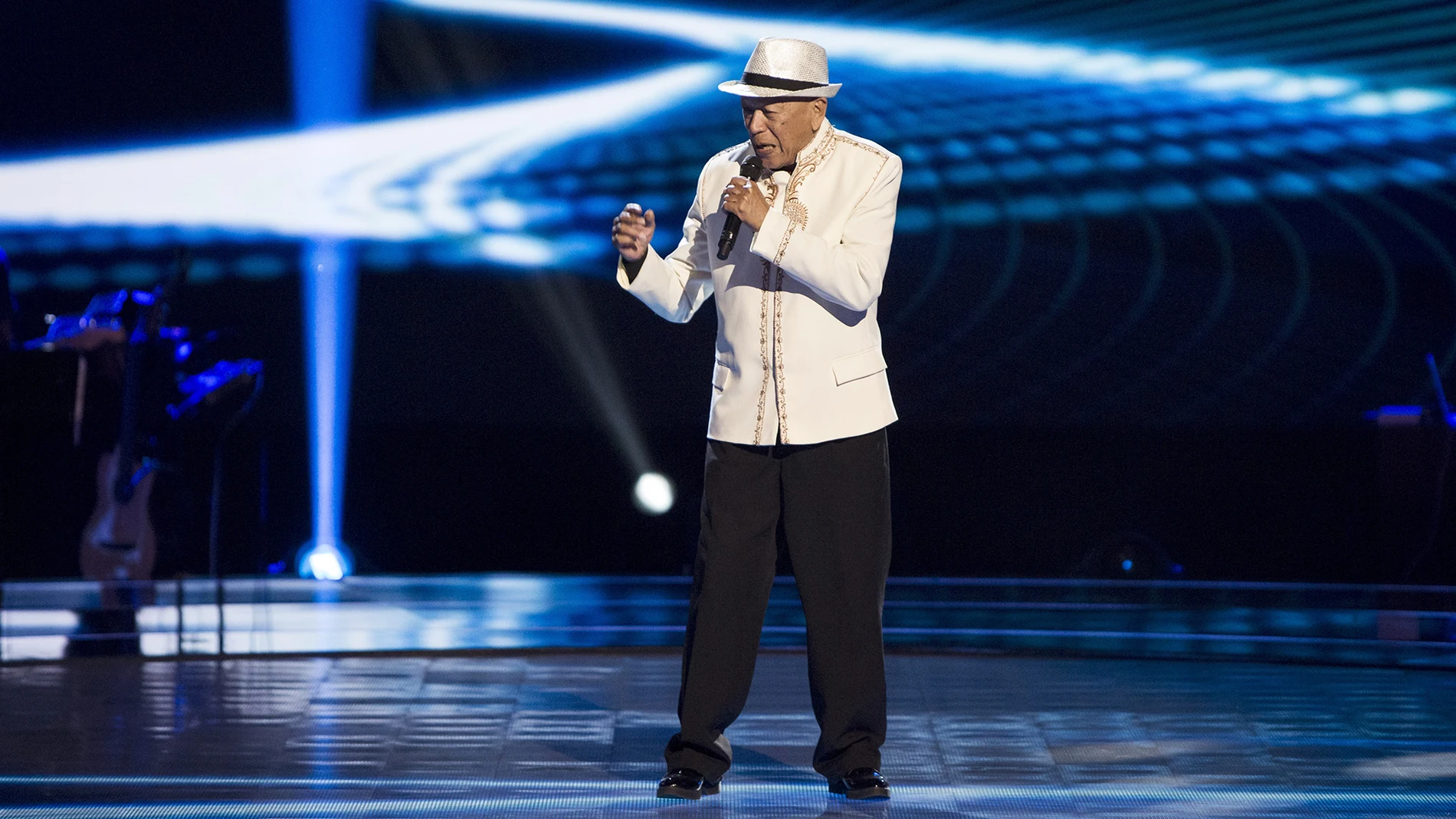 Nico Fioole canta ‘It’s not inusual’ en las Audiciones a ciegas de 'La Voz Senior'