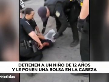 Brutal detenci&oacute;n a un ni&ntilde;o afroamericano de 12 a&ntilde;os en Estados Unidos