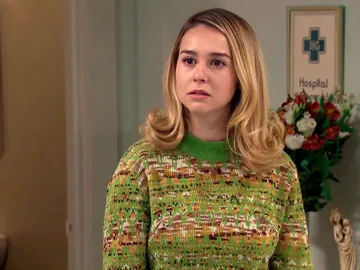 Los Gómez frenan a Luisita, a punto de enfrentarse al padre de Amelia Los Gómez frenan a Luisita, a punto de enfrentarse al padre de Amelia