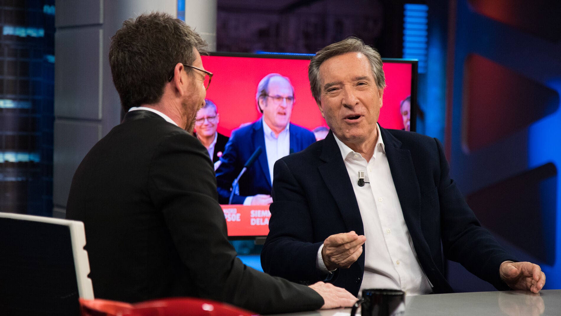 &iquest;Ser&iacute;a capaz I&ntilde;aki Gabilondo de hacer una entrevista inc&oacute;moda a su hermano &Aacute;ngel, candidato del PSOE a la Comunidad de Madrid?