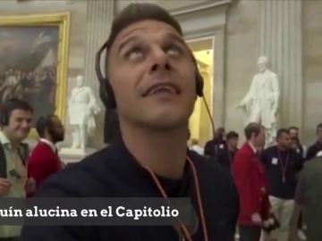 Joaquín alucina en la visita del Betis al Capitolio: "¡Qué barbaridad, hijo!"