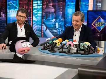 La regañina de Iñaki Gabilondo a Enrique Iglesias: "Dile a tu padre que te enseñe a ser un profesional" La regañina de Iñaki Gabilondo a Enrique Iglesias: "Dile a tu padre que te enseñe a ser un profesional"