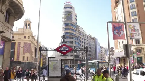 El cierre de los comercios los domingos tema de controversia. El cierre de los comercios los domingos tema de controversia.