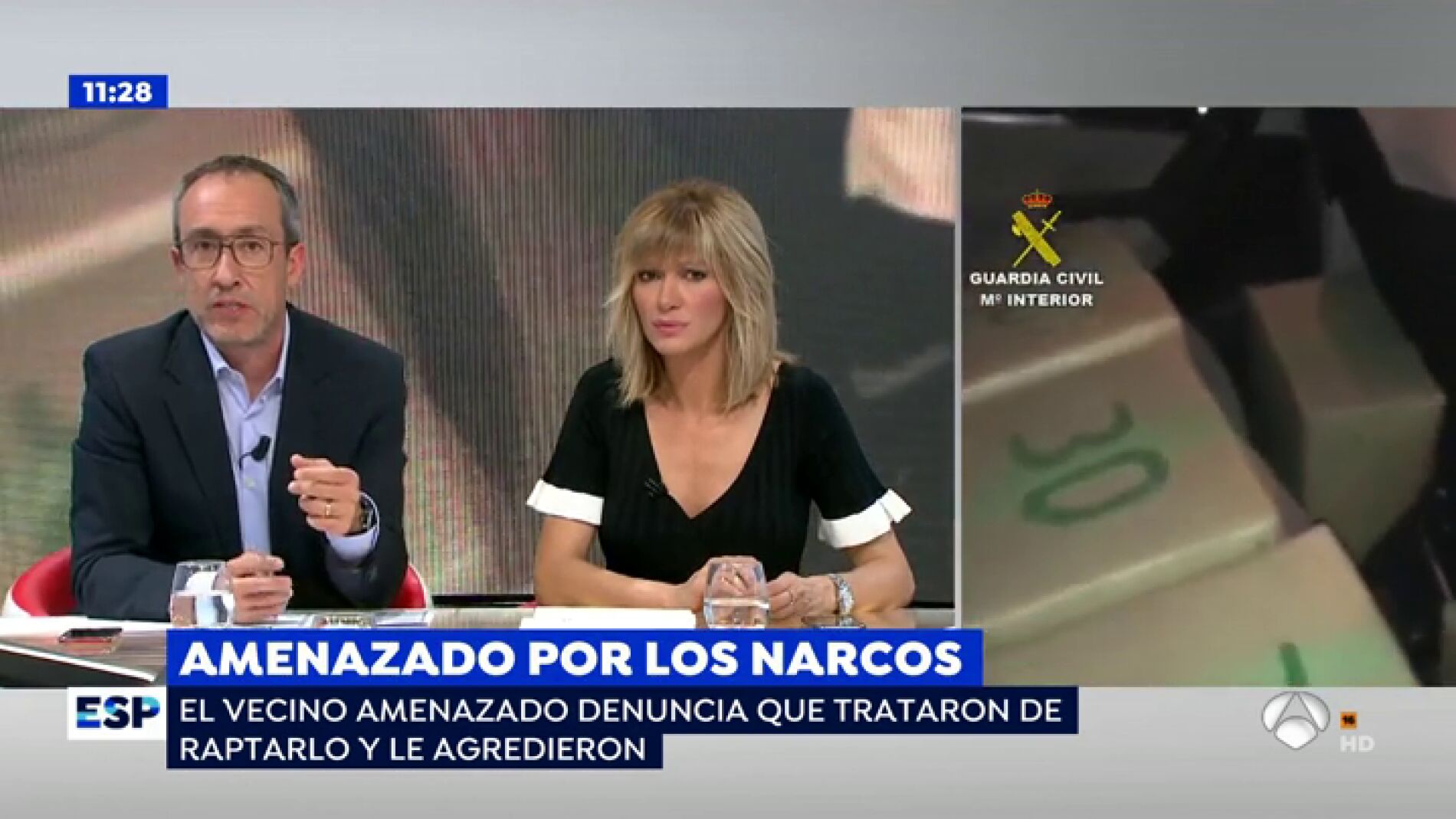 Familia amenazada por los narcos