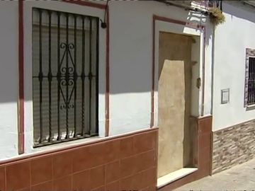 Los vecinos evitan un nuevo caso de okupación de una vivienda en Alcalá de Guadaíra (Sevilla)