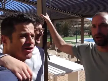 Una barbacoa, una promesa de volver y el horóscopo en la convivencia de 'Masters de la reforma' Una barbacoa, una promesa de volver y el horóscopo en la convivencia de 'Masters de la reforma'